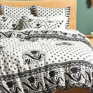 Anthropologie | Full Jacquard Jeannette Duvet